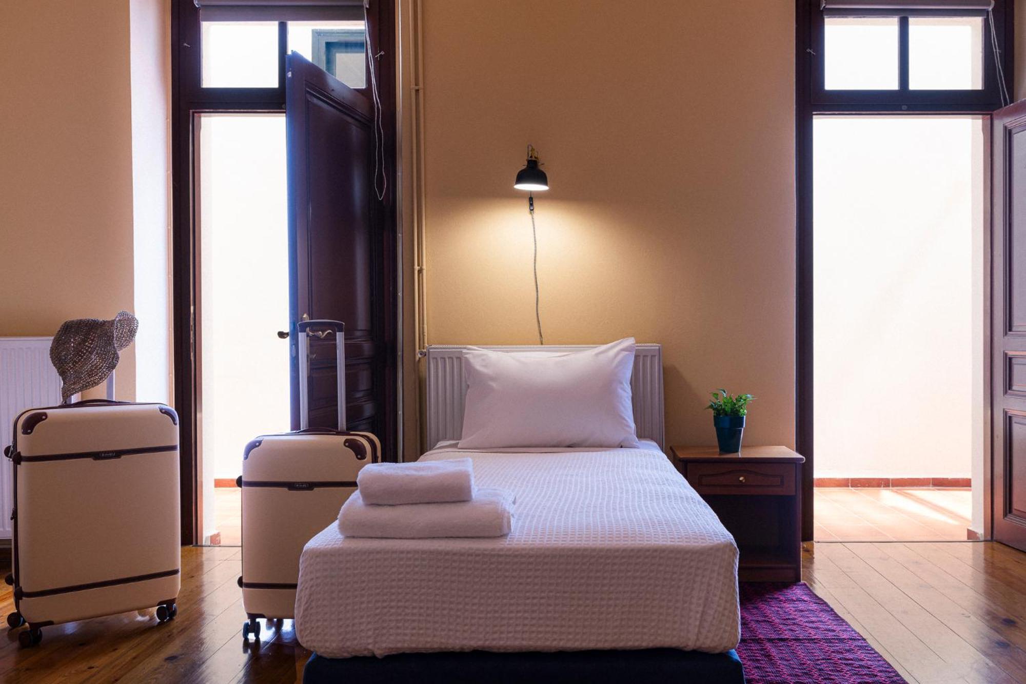 Sundial Lodge Chania  Rum bild